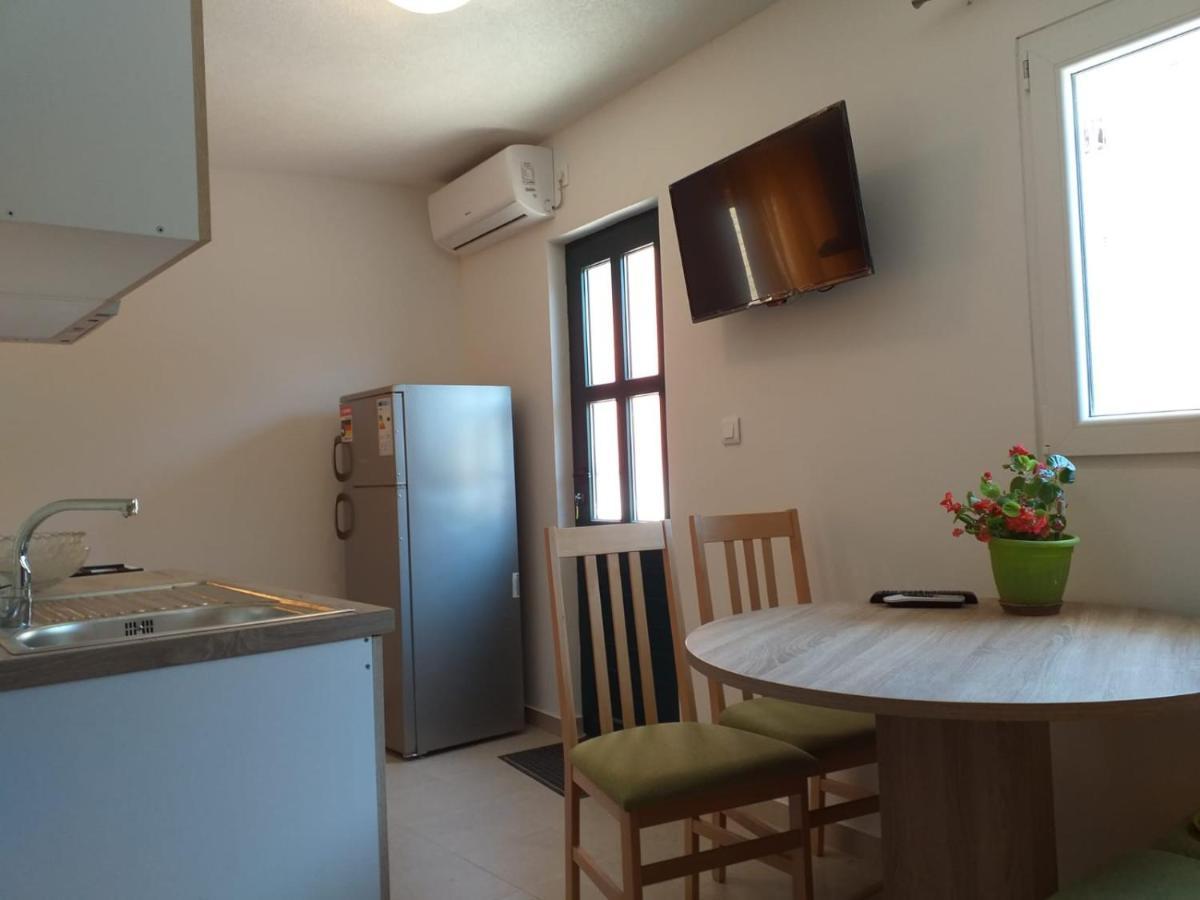 Milea Hotel Makarska Bagian luar foto